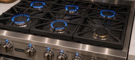 Viking professional gas range with one front burner not lighting while others burn blue